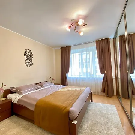 Центр. Острозького. Простора Та Комфортна. 2 Спальні Ternopil Exterior photo