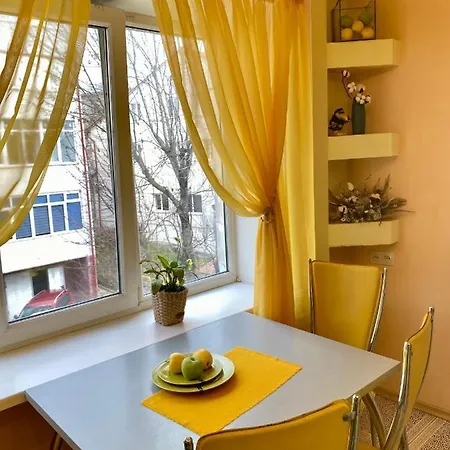 Центр. Острозького. Простора Та Комфортна. 2 Спальні Ternopil Exterior photo